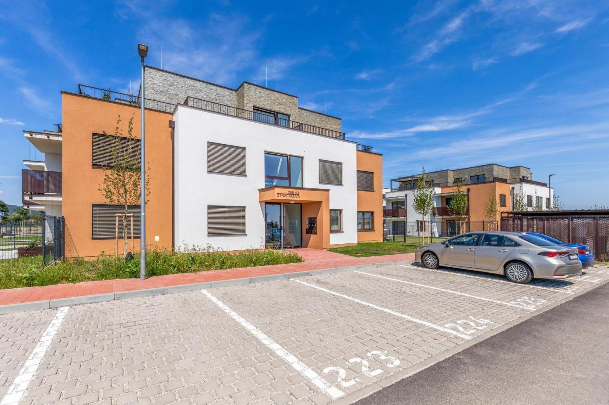 Boho Apt W Jacuzzi, Grill & Garden Modra Zewnętrze zdjęcie